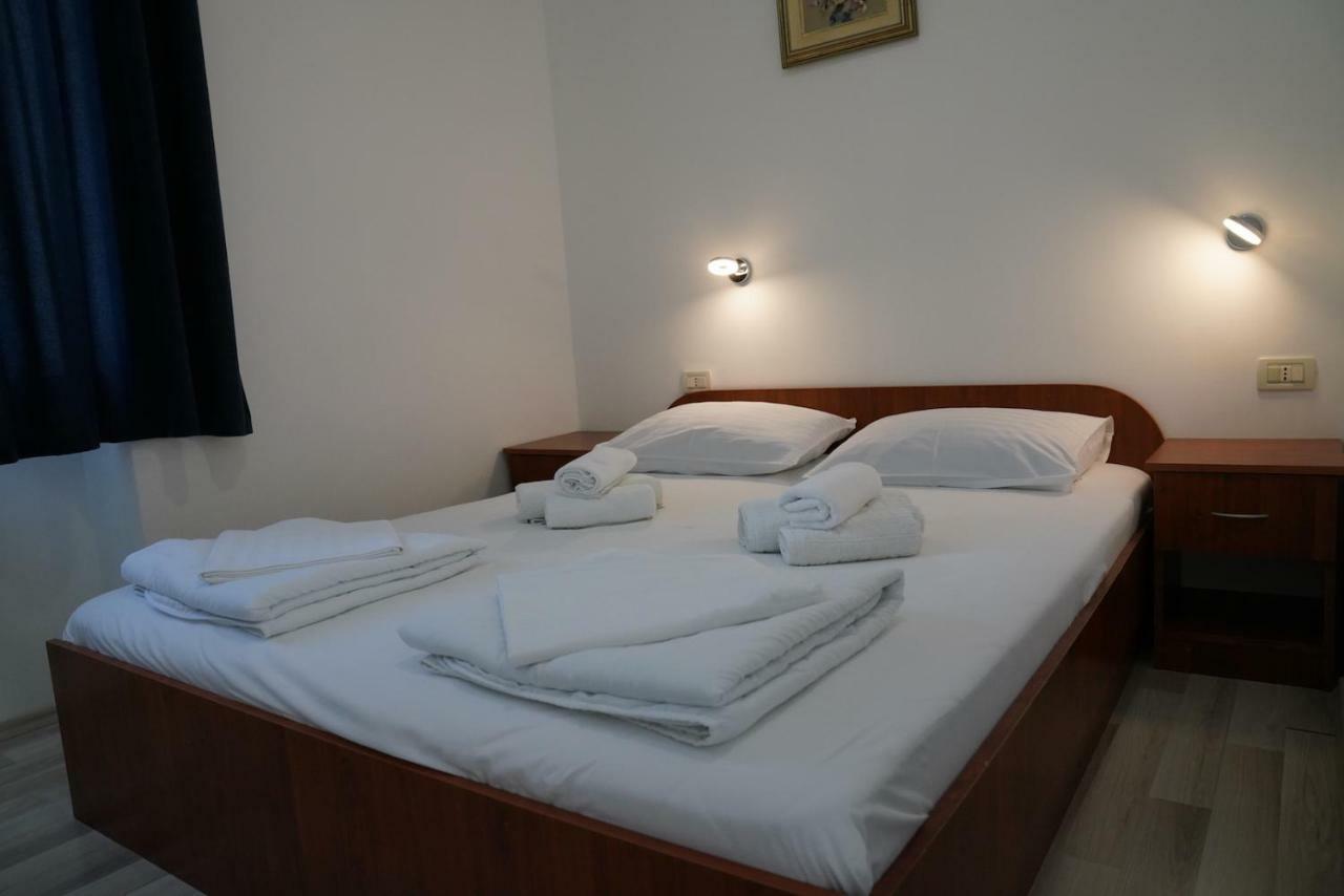 Sesar Apartments Krk - No. 2 Vinko Крк Экстерьер фото