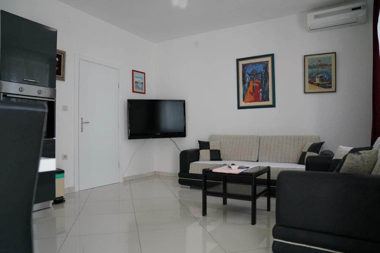 Sesar Apartments Krk - No. 2 Vinko Крк Экстерьер фото